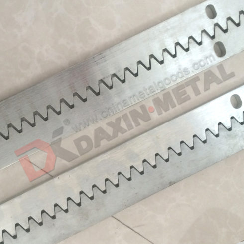 30x10mm galvanized steel gear rack with studs-1